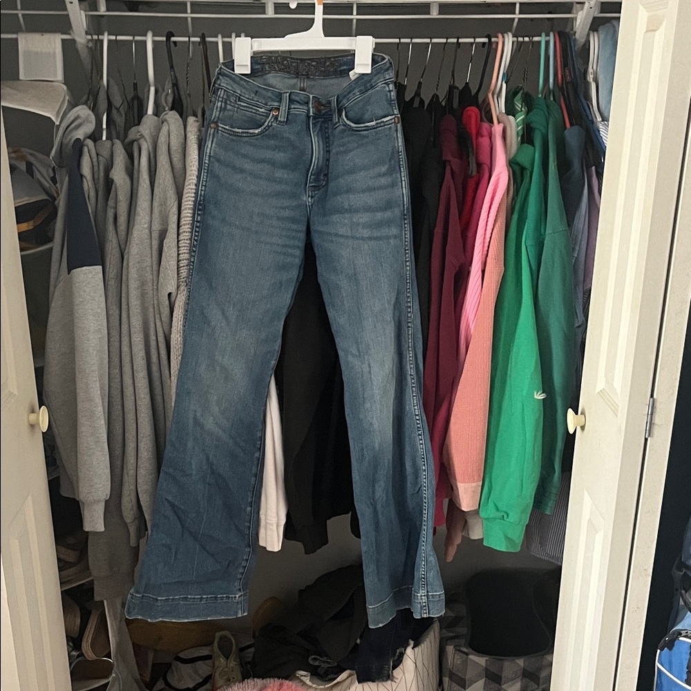 Stylish Women's Boot Cut Jeans - Classic Blue